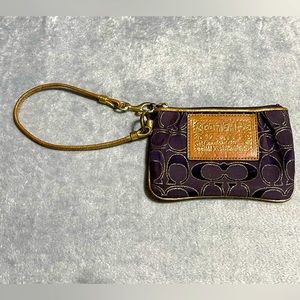 Coach Poppy Wristlet